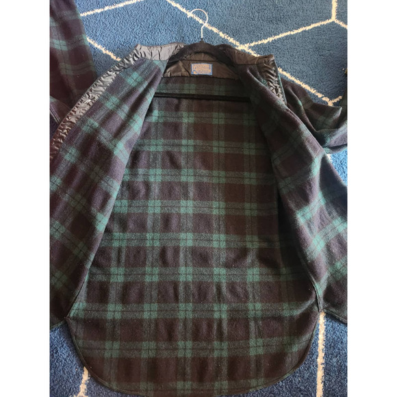 Vintage Pendleton Wool Button Up Mens Shirt  M - Picture 4 of 9